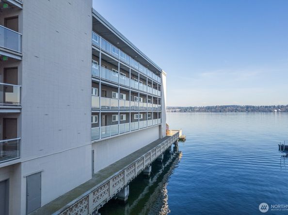1800 43rd Avenue E A105, Seattle WA 98112