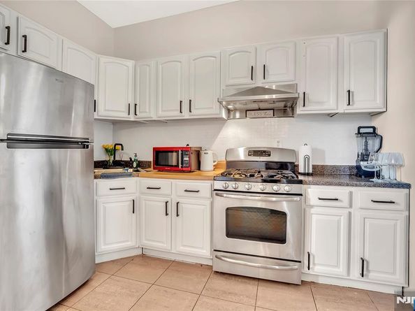 94 Kearney Avenue, Jersey City NJ 07305