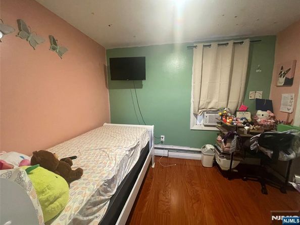 445 Cliff Street, Fairview NJ 07022