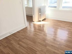 207 Grand Avenue, Palisades Park NJ 07650