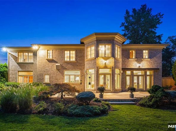 45 Marjorie Terrace, Englewood Cliffs NJ 07632