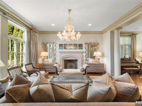 45 Marjorie Terrace, Englewood Cliffs NJ 07632