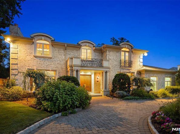 45 Marjorie Terrace, Englewood Cliffs NJ 07632