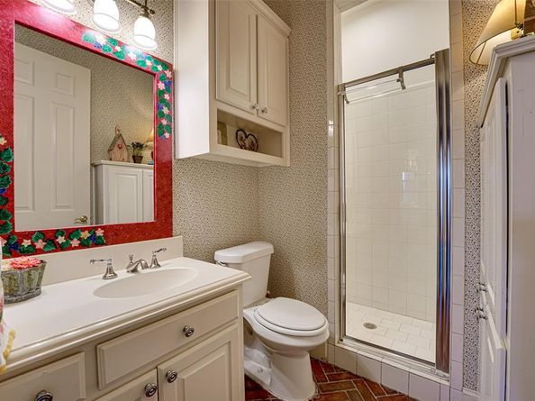 7007  Spanky Branch Court , Dallas Texas 75248