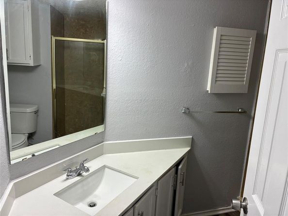 6108  Abrams Road  306, Dallas Texas 75231