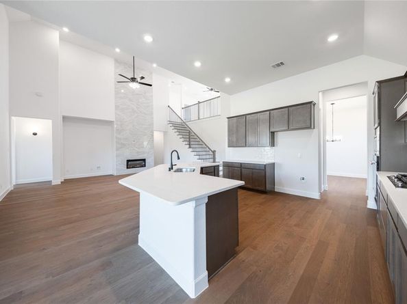 2712  Triumph Court , Heath Texas 75032