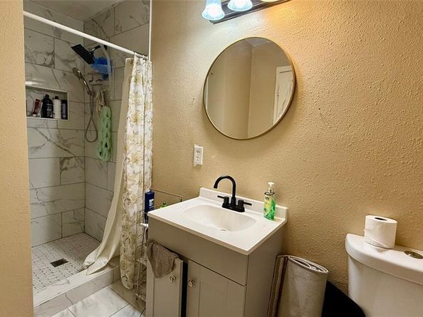 4916  Eastover Avenue , Fort Worth Texas 76119