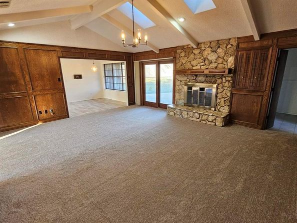 1817  Rhinevalley Drive , Arlington Texas 76012