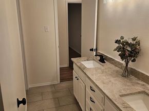 1817  Rhinevalley Drive , Arlington Texas 76012