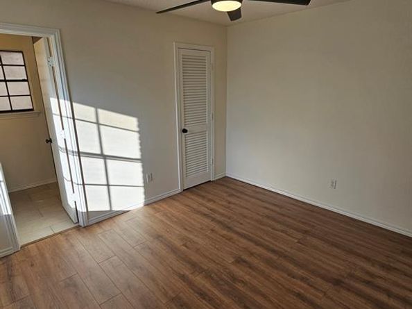 1817  Rhinevalley Drive , Arlington Texas 76012