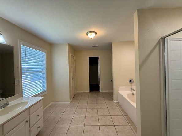 8813  Stirrup Way , Fort Worth Texas 76244