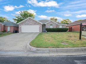 7321  Briarwyck Court , Fort Worth Texas 76137