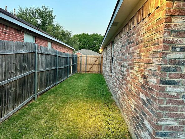 7321  Briarwyck Court , Fort Worth Texas 76137
