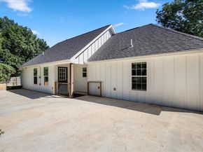325  Short Street , Cedar Hill Texas 75104