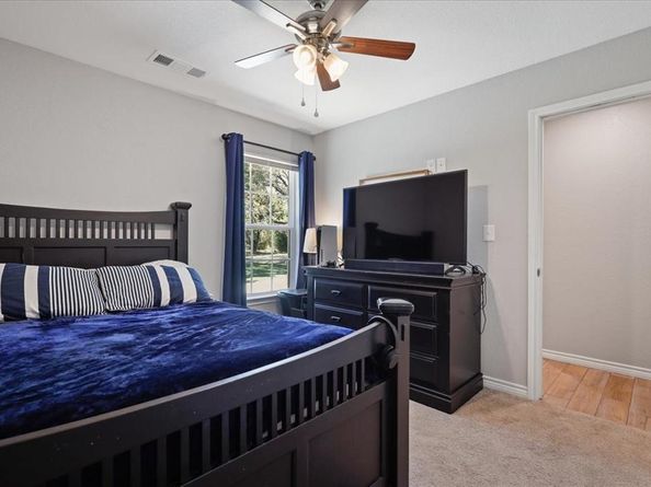 325  Short Street , Cedar Hill Texas 75104