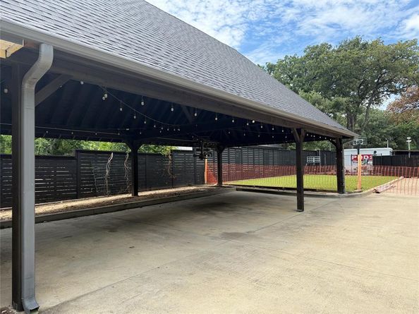 2219  Crystal Drive , Balch Springs Texas 75180