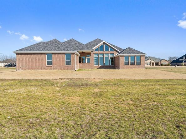 1607  Pebble Beach Lane , Cedar Hill Texas 75104