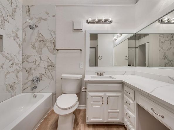 14151  Montfort Drive  267, Dallas Texas 75254