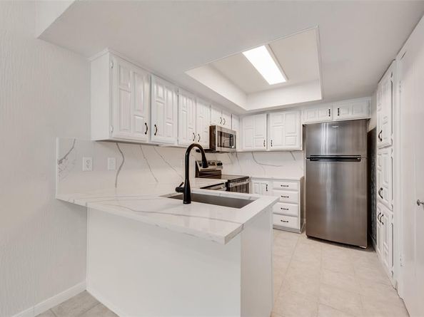 14151  Montfort Drive  267, Dallas Texas 75254