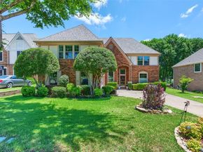 2810  Wren Lane , Richardson Texas 75082