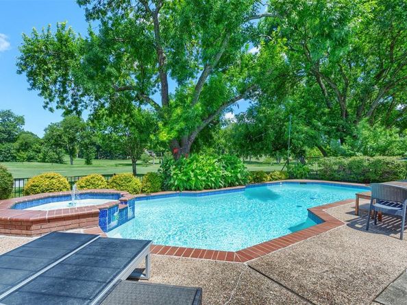 2810  Wren Lane , Richardson Texas 75082