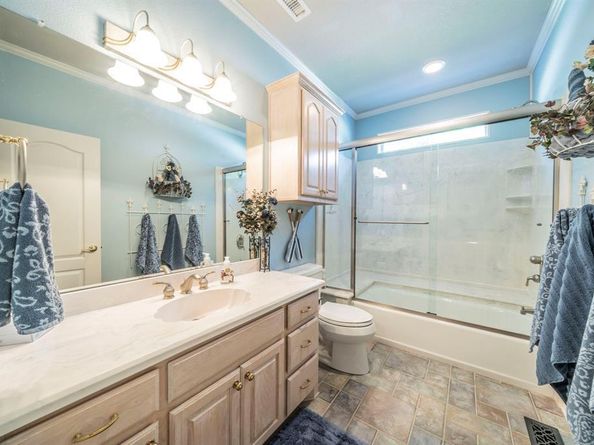 844  Bentwater Parkway , Grand Prairie Texas 75104