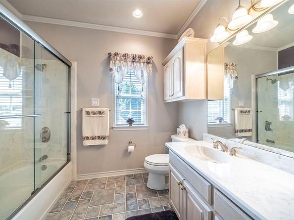 844  Bentwater Parkway , Grand Prairie Texas 75104