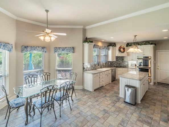 844  Bentwater Parkway , Grand Prairie Texas 75104