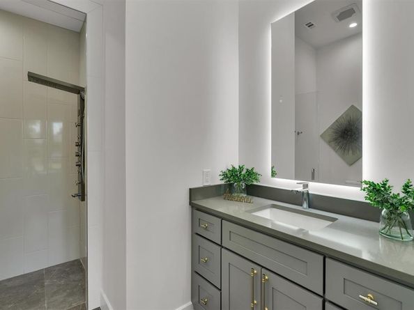 3932  Cortez Drive , Dallas Texas 75220