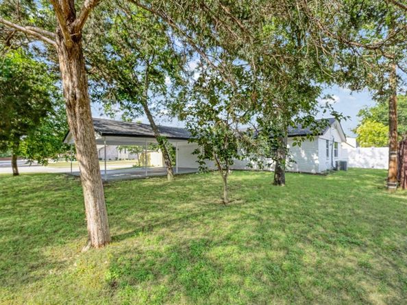 1417  Wisteria Way , Richardson Texas 75080