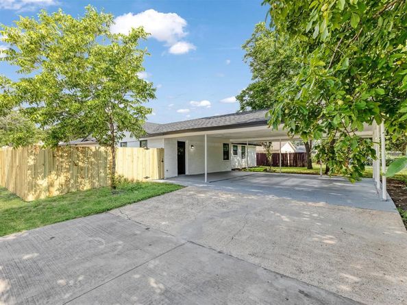 1417  Wisteria Way , Richardson Texas 75080