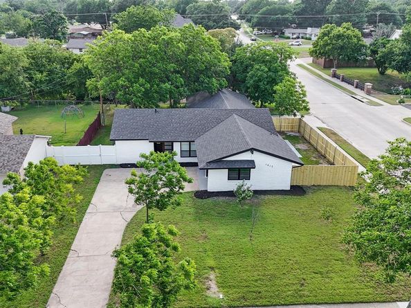1417  Wisteria Way , Richardson Texas 75080