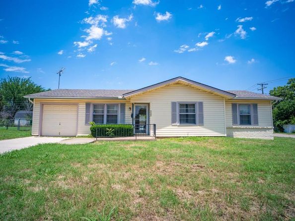 5245  Ira Street N, Haltom City Texas 76117