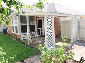 2003  Hearthside Lane , Garland Texas 75044
