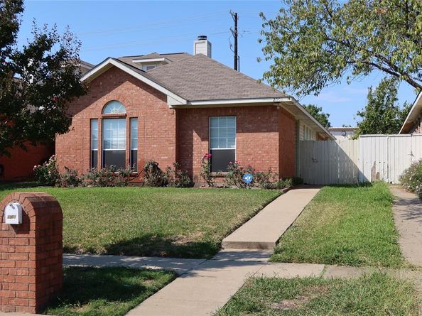 2003  Hearthside Lane , Garland Texas 75044