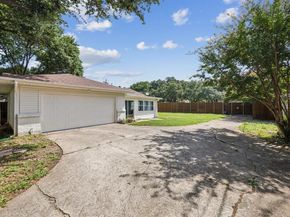 301  Ridgebriar Drive , Richardson Texas 75080