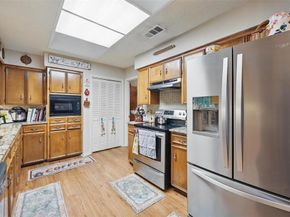 1455  Warrington Court , Fort Worth Texas 76112