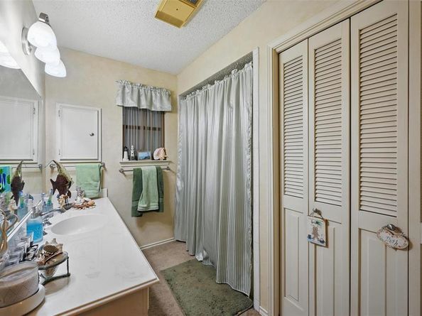 1455  Warrington Court , Fort Worth Texas 76112