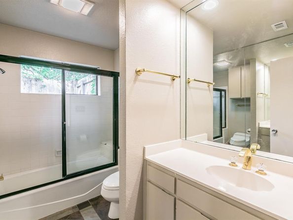 1504  Riverview Drive , Arlington Texas 76012
