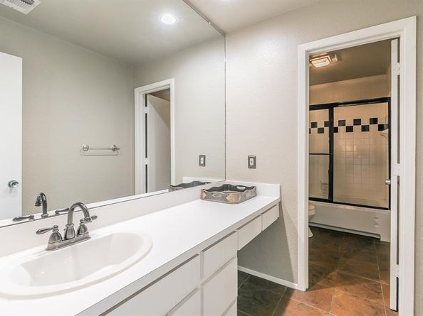 1504  Riverview Drive , Arlington Texas 76012