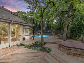 1504  Riverview Drive , Arlington Texas 76012