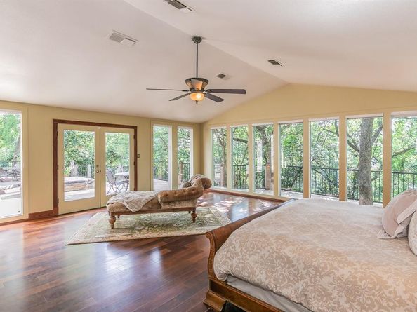 1504  Riverview Drive , Arlington Texas 76012