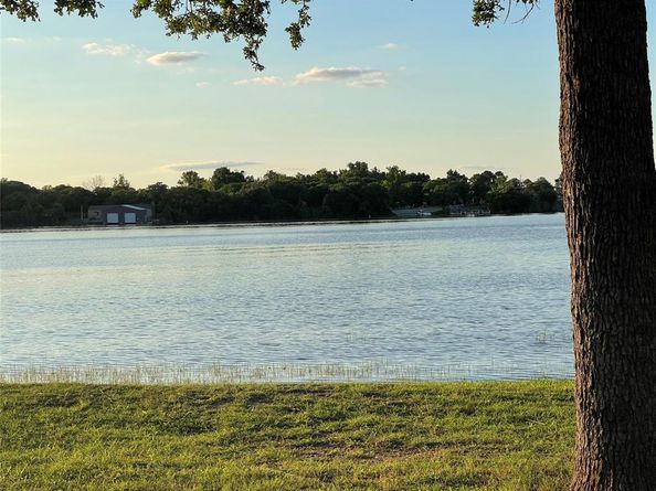 7508  Foster Drive NW, Lake Worth Texas 76135