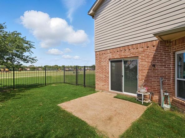 1900  Cassandra Court , Fort Worth Texas 76131