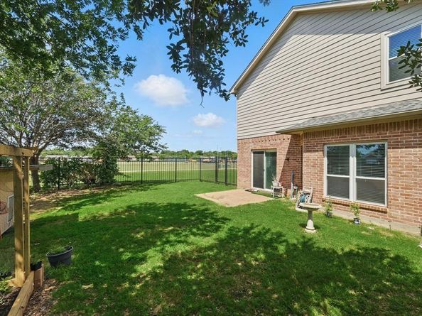 1900  Cassandra Court , Fort Worth Texas 76131