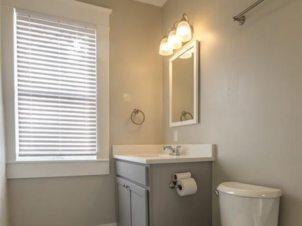 4602  East Side Avenue , Dallas Texas 75226