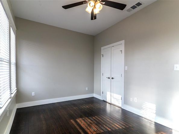 4602  East Side Avenue , Dallas Texas 75226
