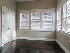 4602  East Side Avenue , Dallas Texas 75226