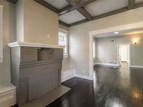 4602  East Side Avenue , Dallas Texas 75226
