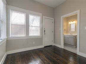 4602  East Side Avenue , Dallas Texas 75226